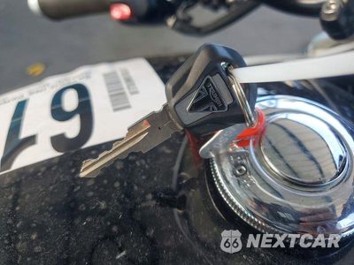 Zdjęcie 8 z 9 samochodu: 2020 TRIUMPH BONNEVILLE T100 VIN:SMTD10GN9LT957716 - miniatura