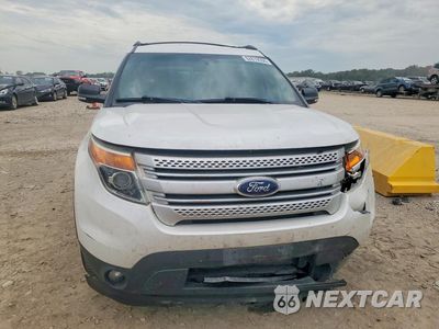 Piąte zdjęcie samochodu w środku: 2014 FORD EXPLORER XLT VIN:1FM5K8D84EGA32619 - miniatura