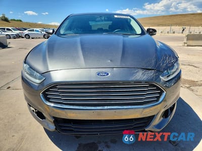 Piąte zdjęcie samochodu w środku: 2016 FORD FUSION SE VIN:3FA6P0H72GR114654 - miniatura