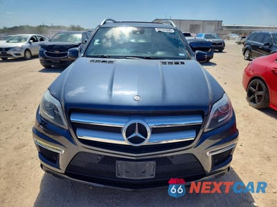 Piąte zdjęcie samochodu w środku: 2013 MERCEDES-BENZ GL 550 4MATIC VIN:4JGDF7DE1DA215526 - miniatura
