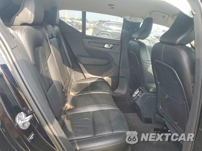 Zdjęcie 11 z 13 samochodu: 2022 VOLVO XC40 T5 MOMENTUM VIN:YV4162UK2N2762636 - miniatura