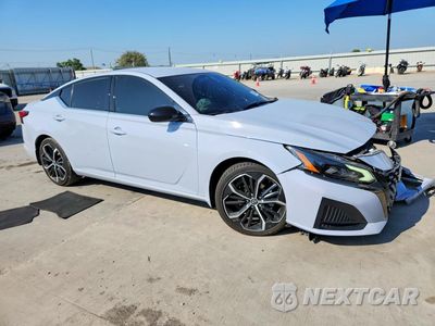 Czwarte zdjęcie samochodu z boku: 2023 NISSAN ALTIMA SR VIN:1N4BL4CV5PN406499 - miniatura