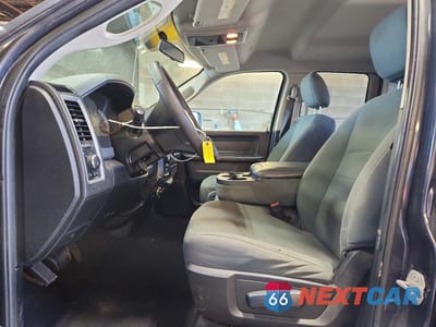 Zdjęcie 7 z 13 samochodu: 2018 RAM 1500 ST VIN:1C6RR7FG9JS260940 - miniatura