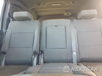 Zdjęcie 10 z 13 samochodu: 2023 CHEVROLET SUBURBAN K1500 LS VIN:1GNSKBKD5PR226479 - miniatura