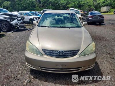 Piąte zdjęcie samochodu w środku: 2002 TOYOTA CAMRY LE VIN:JTDBE32KX20098824 - miniatura
