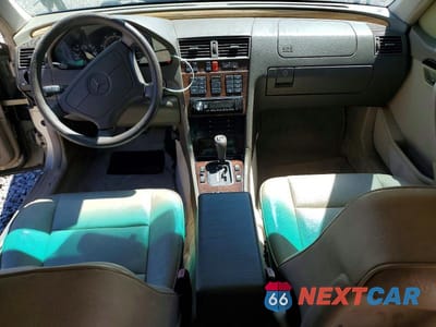 Zdjęcie 8 z 12 samochodu: 1995 MERCEDES-BENZ C 220 VIN:WDBHA22E3SF237567 - miniatura