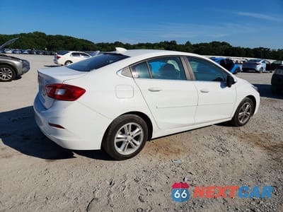 Trzecie zdjęcie samochodu z tyłu: 2017 CHEVROLET CRUZE LT VIN:1G1BE5SM9H7170893 - miniatura