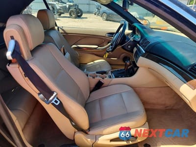 Zdjęcie 10 z 12 samochodu: 2003 BMW 325 CI VIN:WBABS33473PG91350 - miniatura