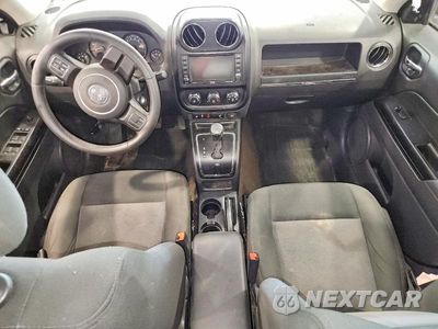 Zdjęcie 8 z 13 samochodu: 2015 JEEP PATRIOT LATITUDE VIN:1C4NJRFB0FD271142 - miniatura