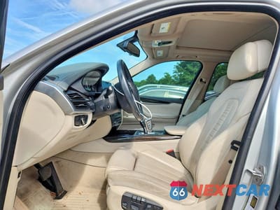 Zdjęcie 7 z 13 samochodu: 2016 BMW X5 VIN:5UXKT0C58G0F74901 - miniatura