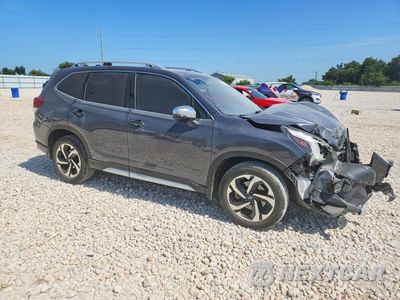 Czwarte zdjęcie samochodu z boku: 2023 SUBARU FORESTER TOURING VIN:JF2SKARC4PH519460 - miniatura