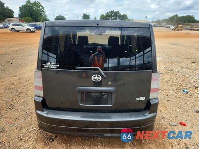 Zdjęcie 6 z 13 samochodu: 2006 TOYOTA SCION XB VIN:JTLKT324X64092371 - miniatura
