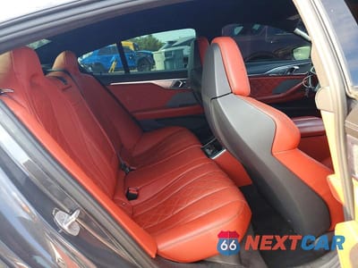 Zdjęcie 10 z 12 samochodu: 2022 BMW M8 VIN:WBSGV0C02NCG96261 - miniatura