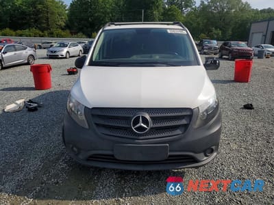 Piąte zdjęcie samochodu w środku: 2022 MERCEDES-BENZ METRIS VIN:W1YV0BEY1N3953463 - miniatura