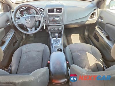 Zdjęcie 8 z 12 samochodu: 2014 DODGE AVENGER SE VIN:1C3CDZAB5EN105377 - miniatura
