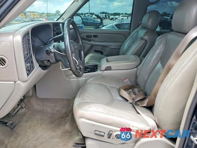 Zdjęcie 7 z 12 samochodu: 2005 GMC NEW SIERRA K1500 VIN:2GTEK13T651160004 - miniatura