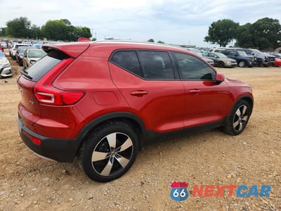 Trzecie zdjęcie samochodu z tyłu: 2019 VOLVO XC40 T5 MOMENTUM VIN:YV4162UK3K2154104 - miniatura