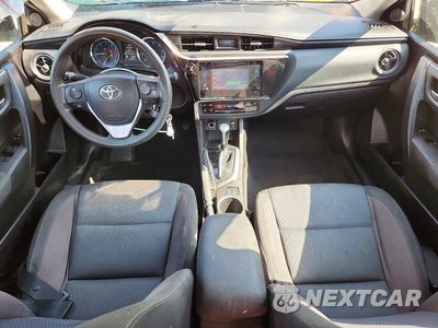 Zdjęcie 8 z 13 samochodu: 2018 TOYOTA COROLLA LE VIN:5YFBURHE1JP741430 - miniatura