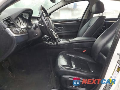 Zdjęcie 7 z 12 samochodu: 2015 BMW 528 XI VIN:WBA5A7C54FD624143 - miniatura