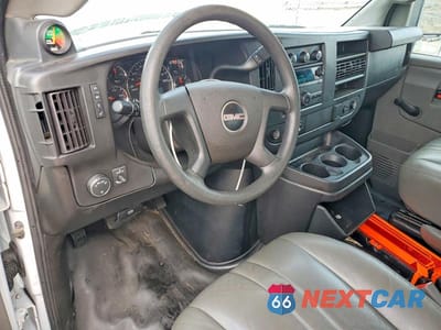 Zdjęcie 8 z 12 samochodu: 2020 GMC SAVANA CUTAWAY G3500 VIN:1GDY7RFGXL1218707 - miniatura