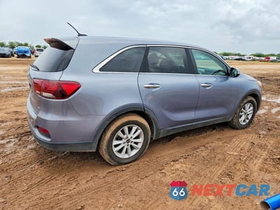 Trzecie zdjęcie samochodu z tyłu: 2020 KIA SORENTO S VIN:5XYPG4A55LG632910 - miniatura