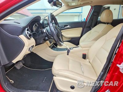 Zdjęcie 7 z 12 samochodu: 2015 MERCEDES-BENZ GLA 250 VIN:WDCTG4EB1FJ137200 - miniatura