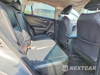 Zdjęcie 11 z 14 samochodu: 2019 TOYOTA RAV4 XLE PREMIUM VIN:2T3C1RFV0KW019633 - miniatura