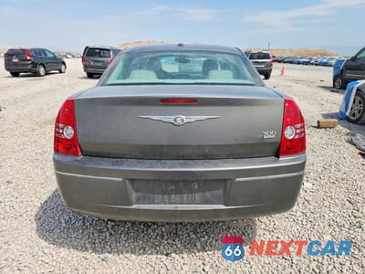 Zdjęcie 6 z 13 samochodu: 2009 CHRYSLER 300 TOURING VIN:2C3LA53V49H574712 - miniatura