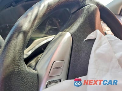 Zdjęcie 9 z 12 samochodu: 2016 NISSAN SENTRA S VIN:3N1AB7AP9GY337420 - miniatura