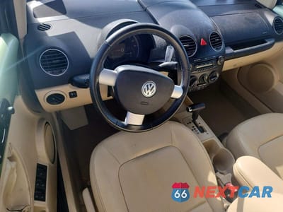 Zdjęcie 8 z 12 samochodu: 2008 VOLKSWAGEN NEW BEETLE CONVERTIBLE SE VIN:3VWRF31Y78M411557 - miniatura