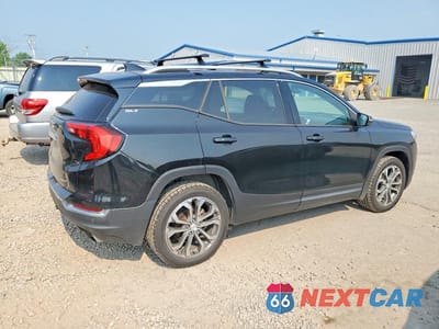 Trzecie zdjęcie samochodu z tyłu: 2019 GMC TERRAIN SLT VIN:3GKALVEX4KL108324 - miniatura