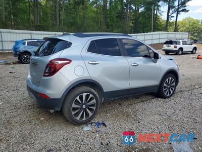 Trzecie zdjęcie samochodu z tyłu: 2021 BUICK ENCORE PREFERRED VIN:KL4CJESM1MB371311 - miniatura