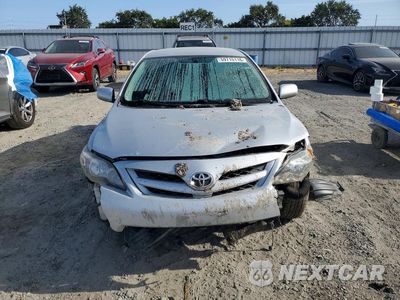 Piąte zdjęcie samochodu w środku: 2013 TOYOTA COROLLA S VIN:5YFBU4EEXDP191320 - miniatura