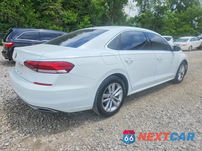 Trzecie zdjęcie samochodu z tyłu: 2020 VOLKSWAGEN PASSAT SE VIN:1VWWA7A34LC024214 - miniatura