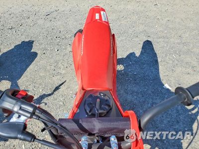 Piąte zdjęcie samochodu w środku: 2026 HONDA CRF110 F VIN:LALJE0216T3404213 - miniatura