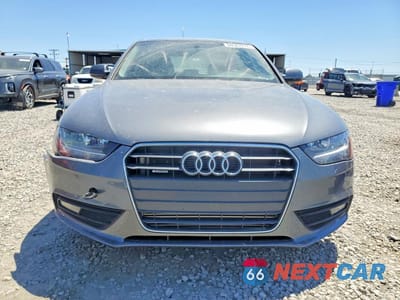 Piąte zdjęcie samochodu w środku: 2014 AUDI A4 PREMIUM VIN:WAUBFAFL3EN014383 - miniatura