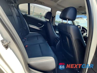 Zdjęcie 10 z 12 samochodu: 2011 BMW 335 I VIN:WBAPM5C57BE575433 - miniatura