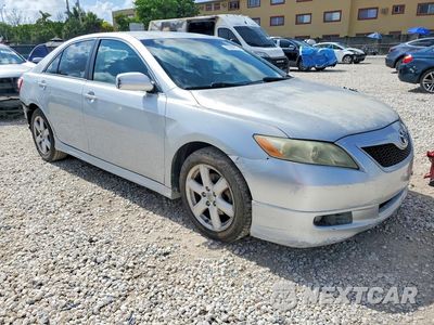 Czwarte zdjęcie samochodu z boku: 2007 TOYOTA CAMRY SE VIN:4T1BE46K27U615447 - miniatura