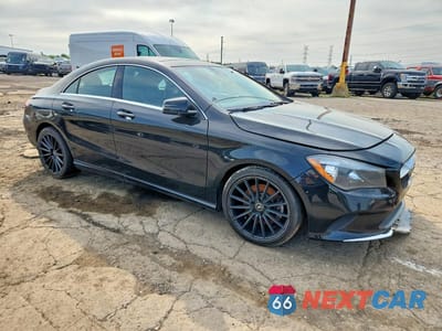 Czwarte zdjęcie samochodu z boku: 2019 MERCEDES-BENZ CLA 250 4MATIC VIN:WDDSJ4GBXKN722558 - miniatura