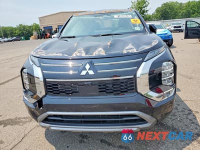 Piąte zdjęcie samochodu w środku: 2026 MITSUBISHI OUTLANDER SE VIN:JA4J4VAB2TZ043187 - miniatura