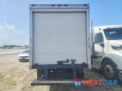Zdjęcie 6 z 13 samochodu: 2014 GMC SAVANA BOX TRUCK VIN:1GD072CG7E1144948 - miniatura