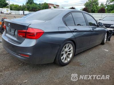 Trzecie zdjęcie samochodu z tyłu: 2017 BMW 320 XI VIN:WBA8E5G34HNU42616 - miniatura