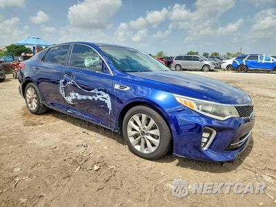Czwarte zdjęcie samochodu z boku: 2018 KIA OPTIMA S VIN:5XXGT4L33JG231428 - miniatura