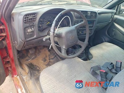 Zdjęcie 8 z 12 samochodu: 2001 CHEVROLET S TRUCK S10 VIN:1GCCS14581K177162 - miniatura