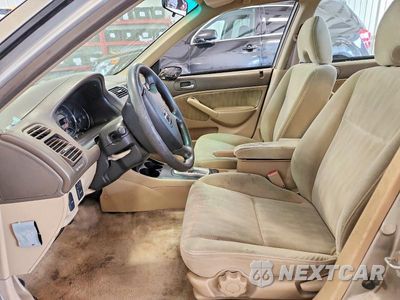 Zdjęcie 7 z 12 samochodu: 2003 HONDA CIVIC LX VIN:1HGES16543L030308 - miniatura