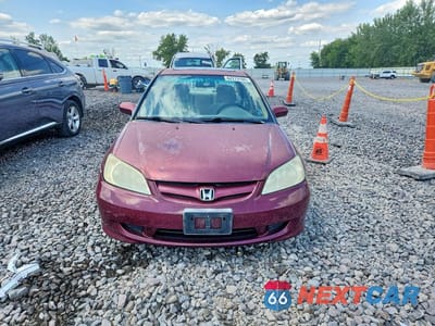 Piąte zdjęcie samochodu w środku: 2004 HONDA CIVIC EX VIN:2HGES26784H508980 - miniatura
