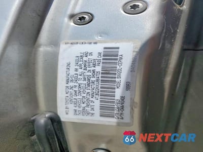Zdjęcie 12 z 12 samochodu: 2001 TOYOTA CAMRY LE VIN:4T1BG22KX1U864705 - miniatura