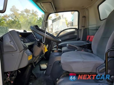 Zdjęcie 7 z 12 samochodu: 2017 ISUZU NQR VIN:JALE5W167H7900392 - miniatura