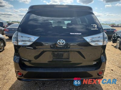 Zdjęcie 6 z 13 samochodu: 2013 TOYOTA SIENNA SPORT VIN:5TDXK3DC0DS303359 - miniatura