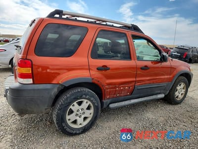 Trzecie zdjęcie samochodu z tyłu: 2006 FORD ESCAPE XLT VIN:1FMCU931X6KA33929 - miniatura